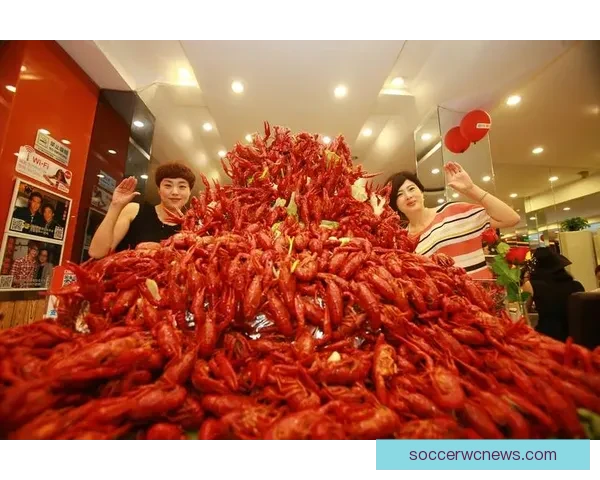 畅享世界杯激情，下载竞猜APP，预测赛果赢丰厚奖励，立即参与挑战！